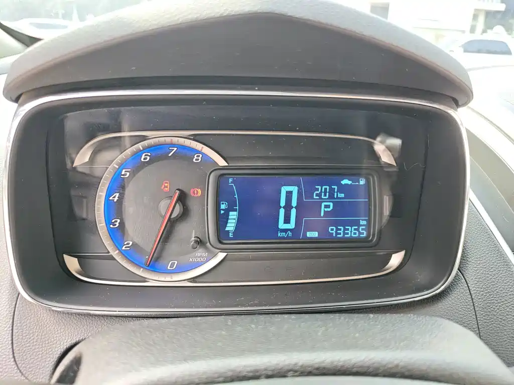 Chevrolet Trax 2015 — фото 16