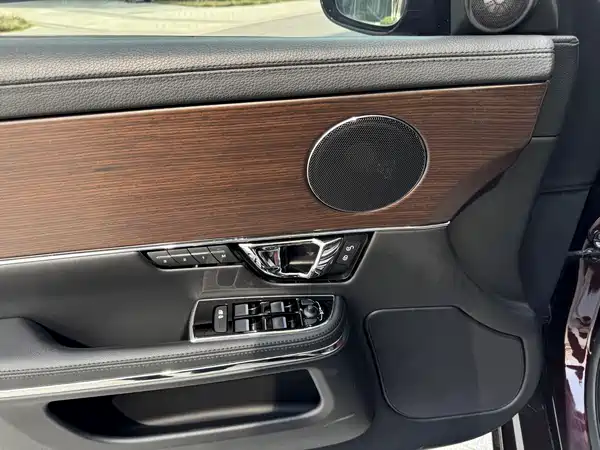 Jaguar XJ 2016