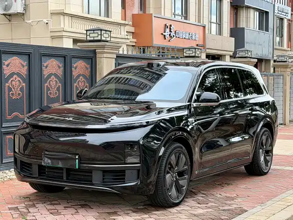 Li Auto L9 2025