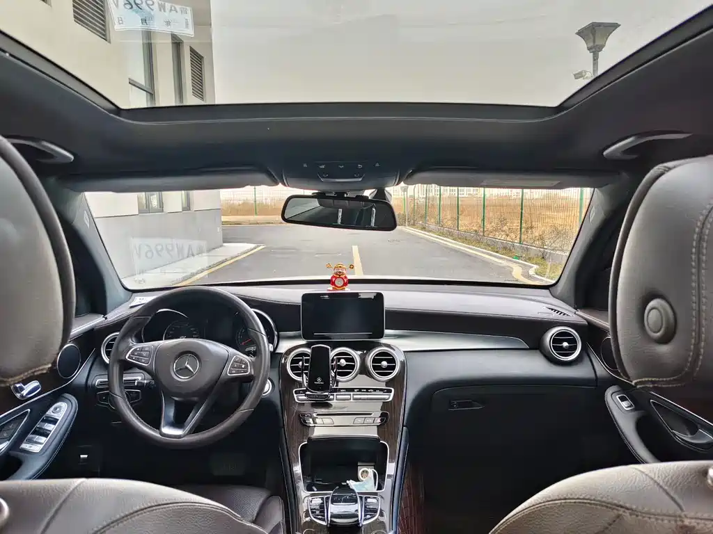 Mercedes-Benz GLC 2018 — фото 5