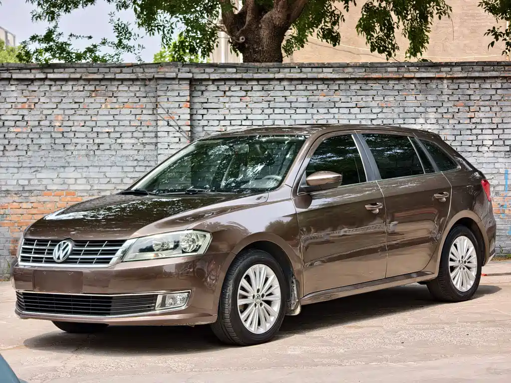 Volkswagen Gran Lavida 2014