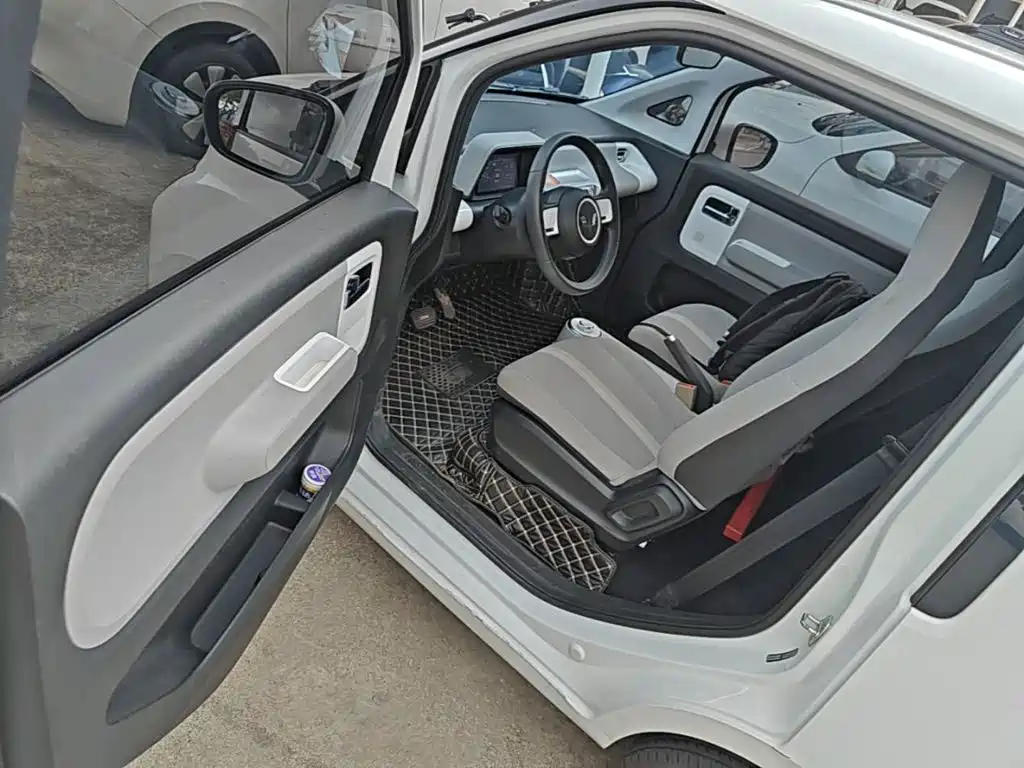 Wuling Air ev Clear Sky 2024 — фото 16