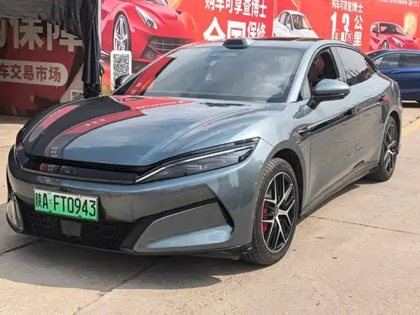 BYD Han L 2025