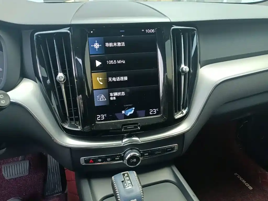 Volvo XC60 2020 — фото 13
