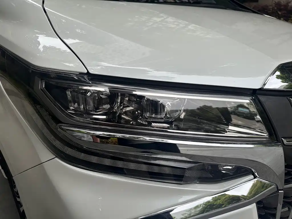 Toyota Alphard 2020 — фото 4