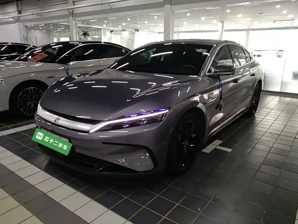 BYD Han 2025 — фото 1