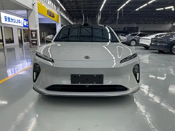 NIO ET5T 2024