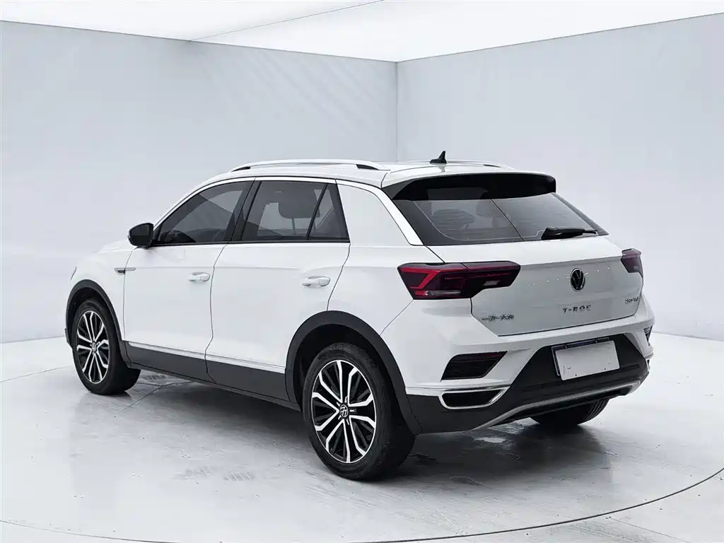 Volkswagen T-Roc 2021 — фото 4