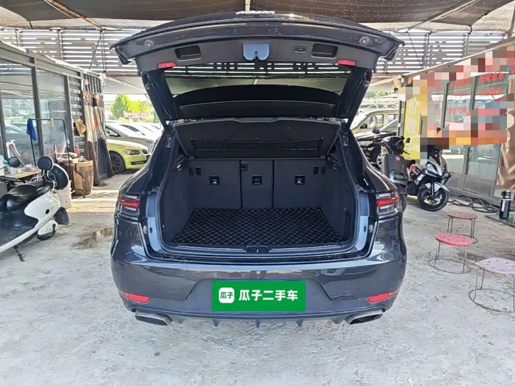 Porsche Macan 2019 — фото 19