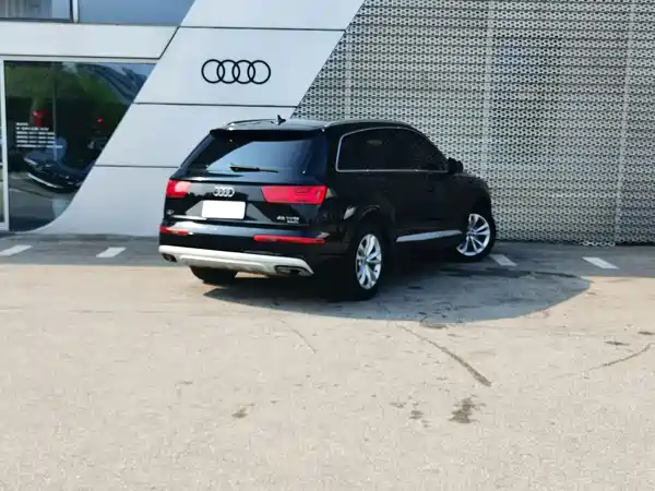 Audi Q7 2017