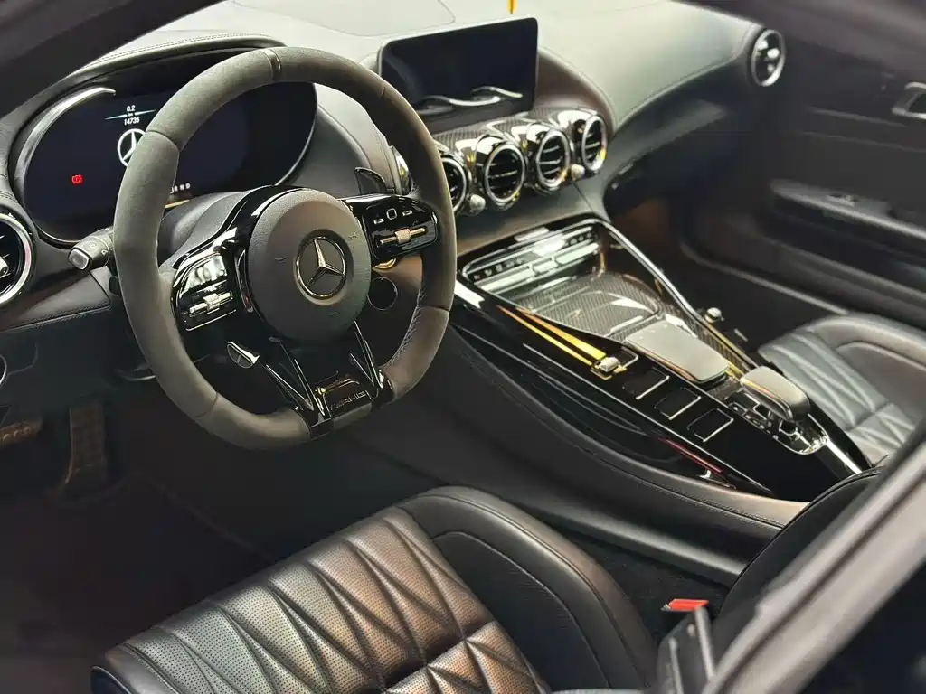 Mercedes-Benz AMG GT 2023 — фото 5