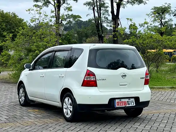 Nissan Livina 2008
