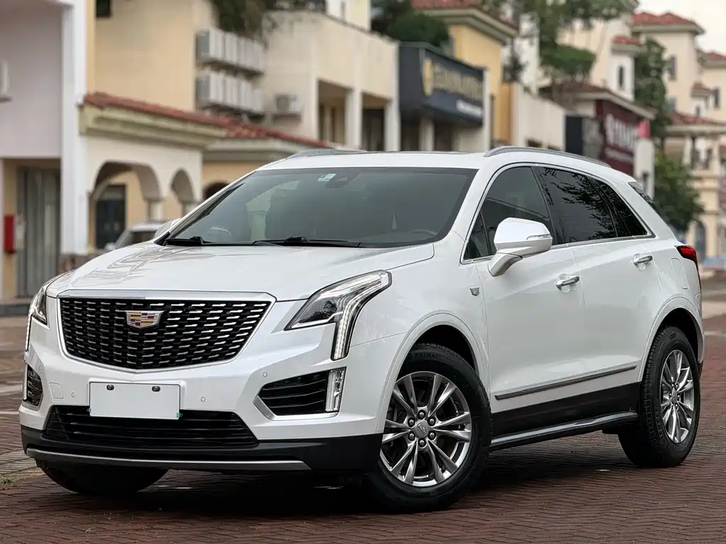 Cadillac XT5 2019 — фото 1