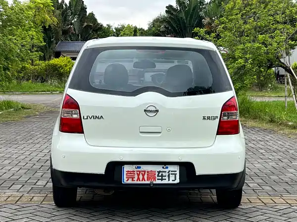 Nissan Livina 2008