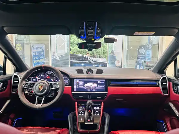 Porsche Cayenne 2020