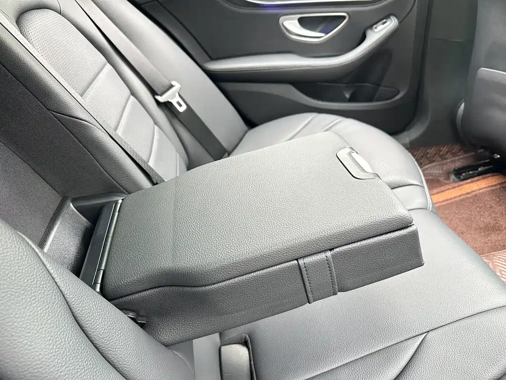 Mercedes-Benz C-Class 2019 — фото 26