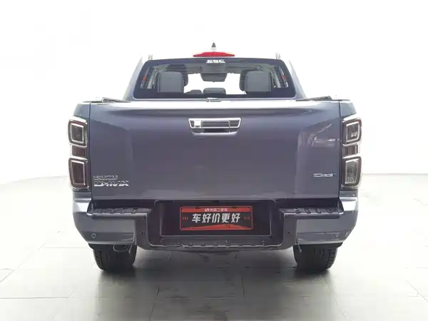 Isuzu D-MAX 2022