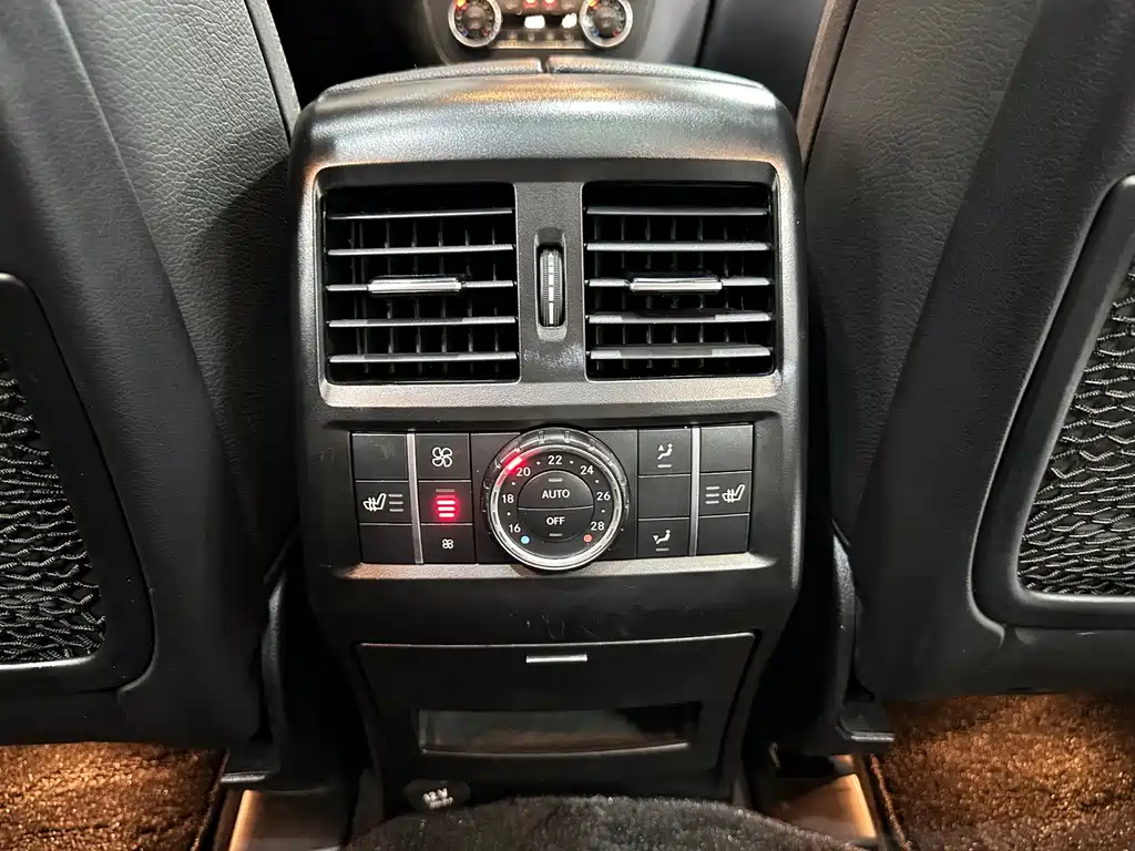 Mercedes-Benz GLS 2018 — фото 26