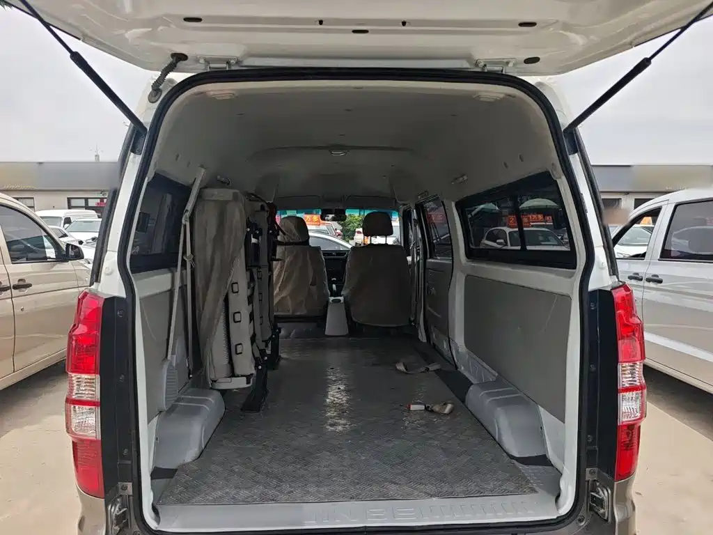 Jinbei Hiace X30L 2023