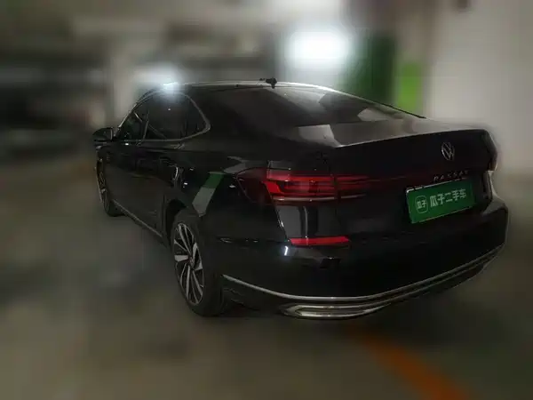 Volkswagen Passat 2022