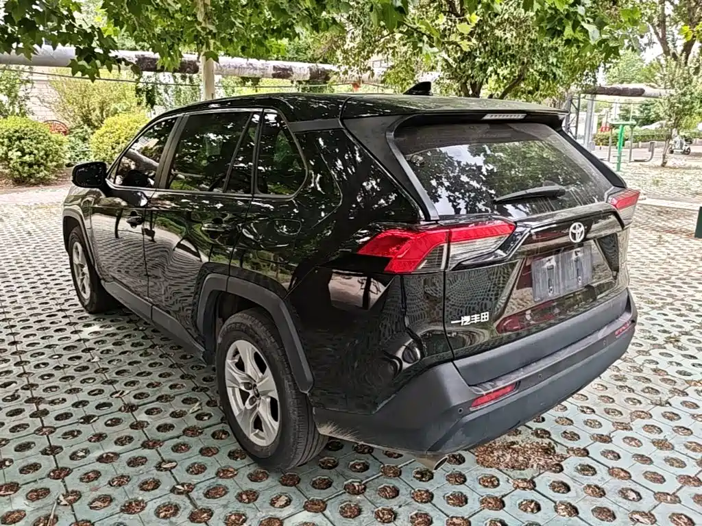 Toyota RAV4 2024