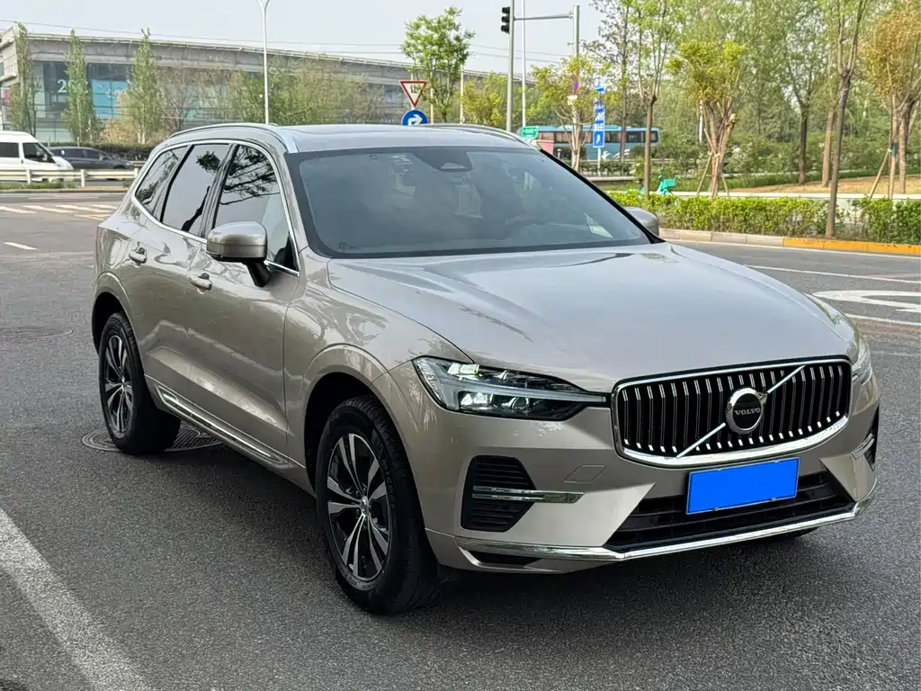 Volvo XC60 2024 — фото 26