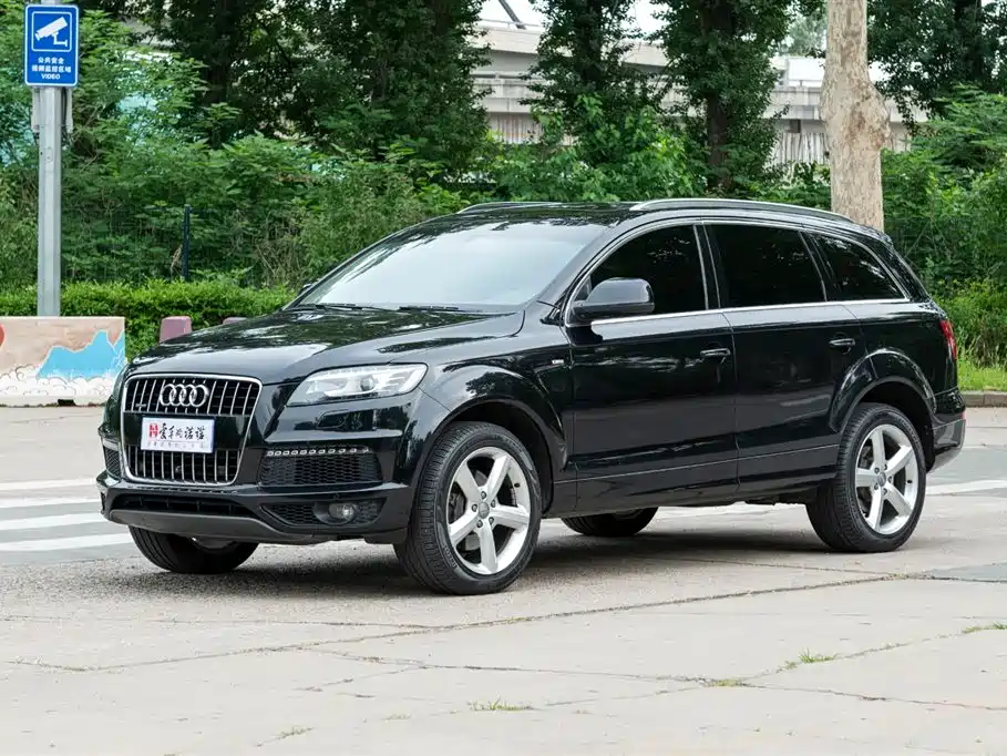 Audi Q7 2015 — фото 1