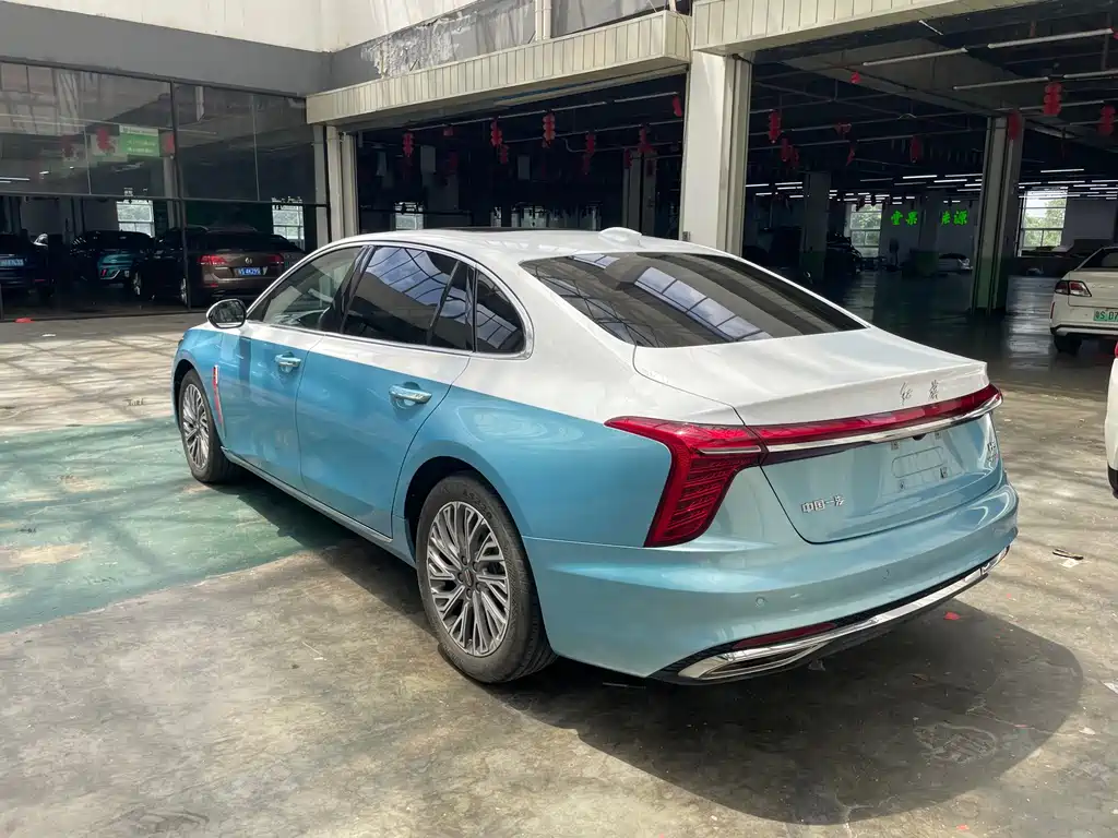 Hongqi H5 2022 — фото 10