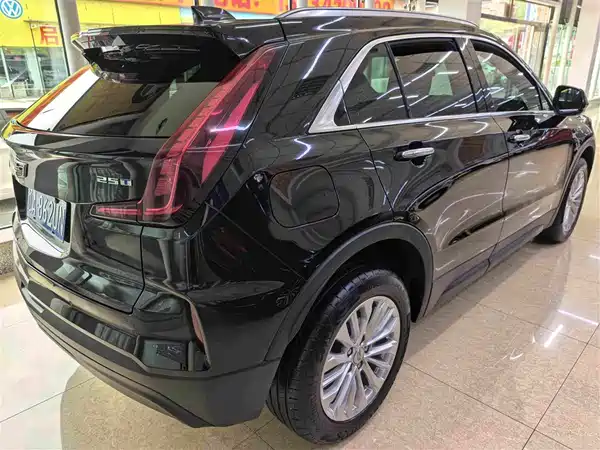 Cadillac XT4 2023