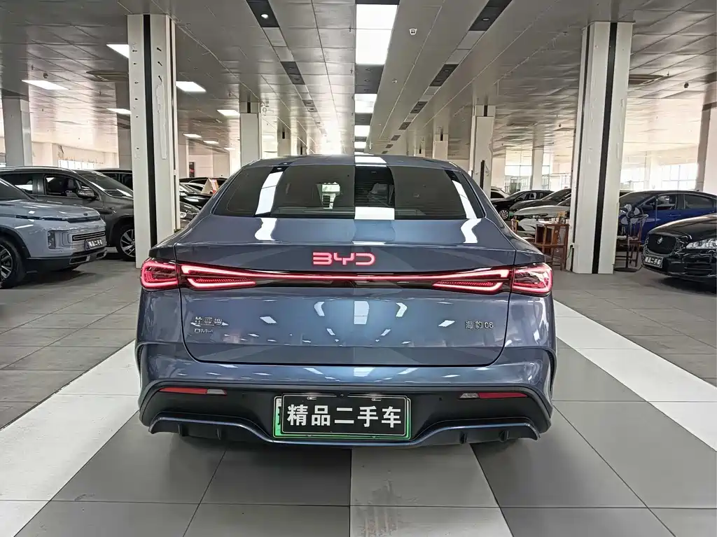 BYD Seal 06 2025 — фото 10