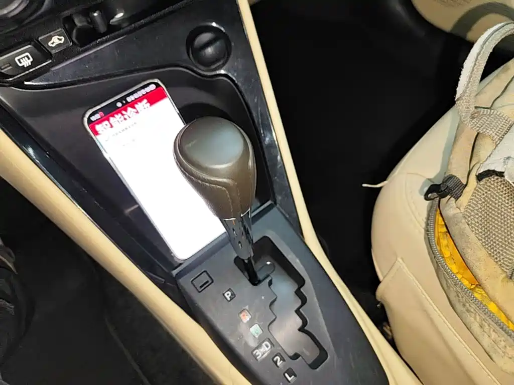 Toyota Vios 2015 — фото 14
