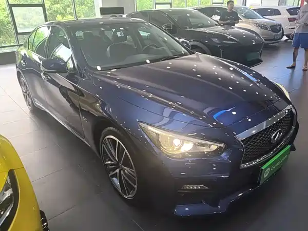 Infiniti Q50L 2017