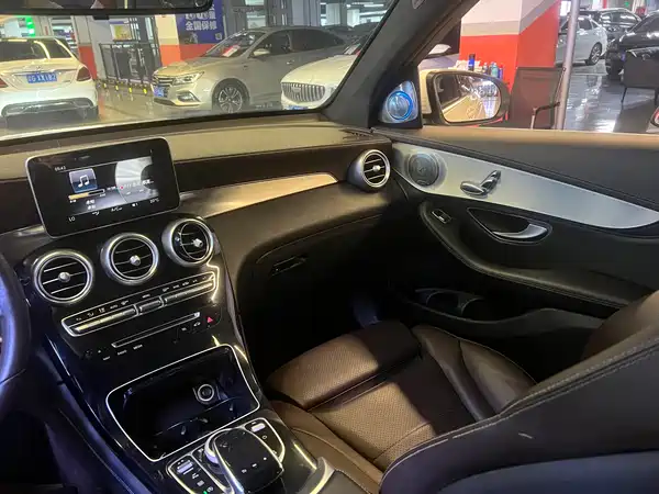 Mercedes-Benz GLC 2018