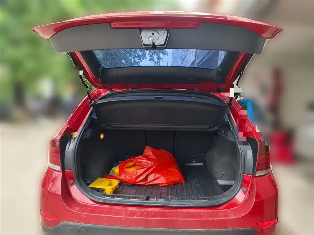 BMW X1 2014 — фото 10