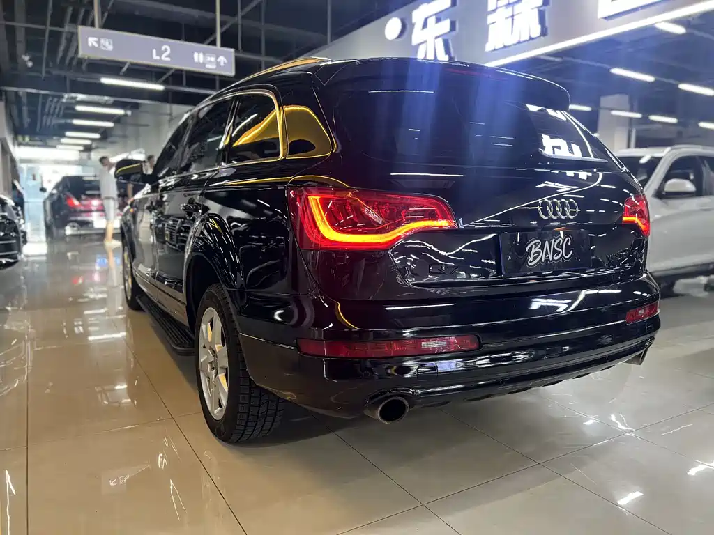 Audi Q7 2012