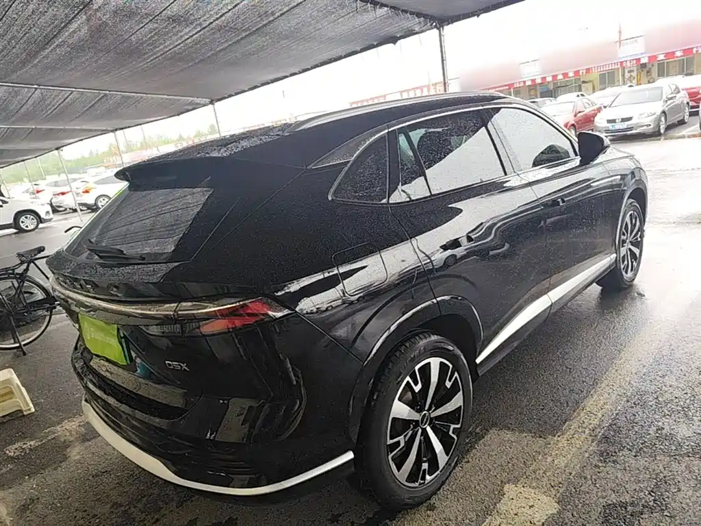 Roewe D5X DMH 2025 — фото 7