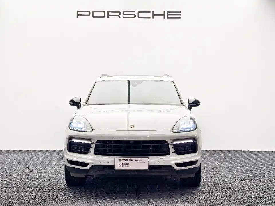 Porsche Cayenne 2023 — фото 2