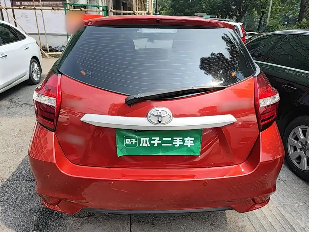 Toyota Yaris L 2020 — фото 6