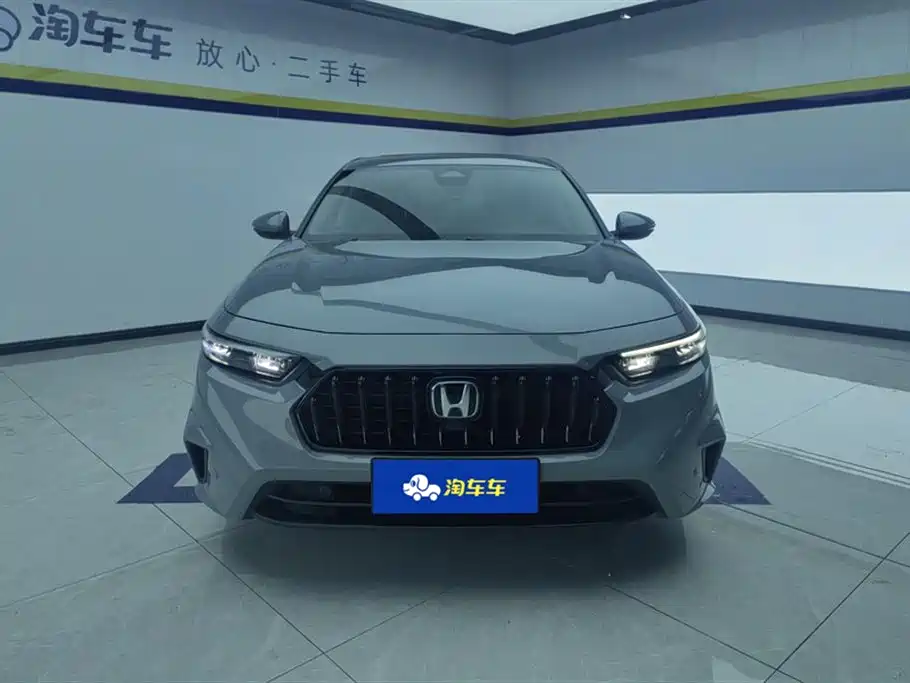 Honda Inspire 2023 — фото 2