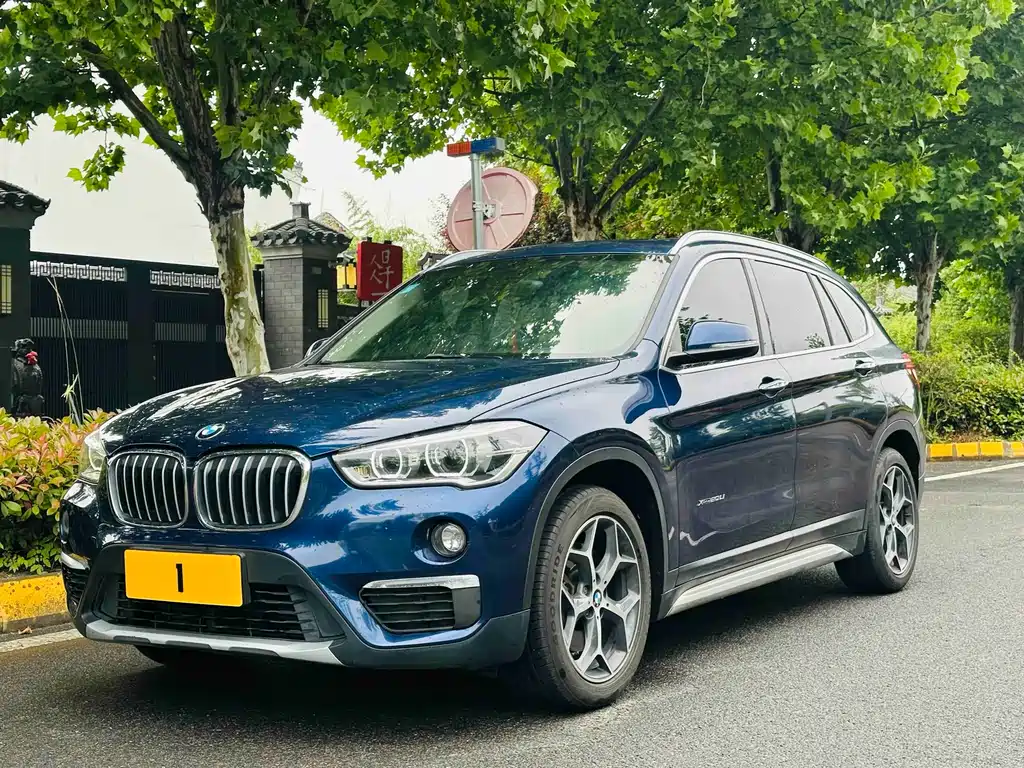BMW X1 2017 — фото 1