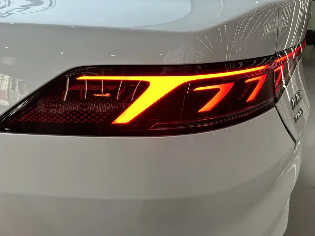 BYD Qin PLUS 2025 — фото 34