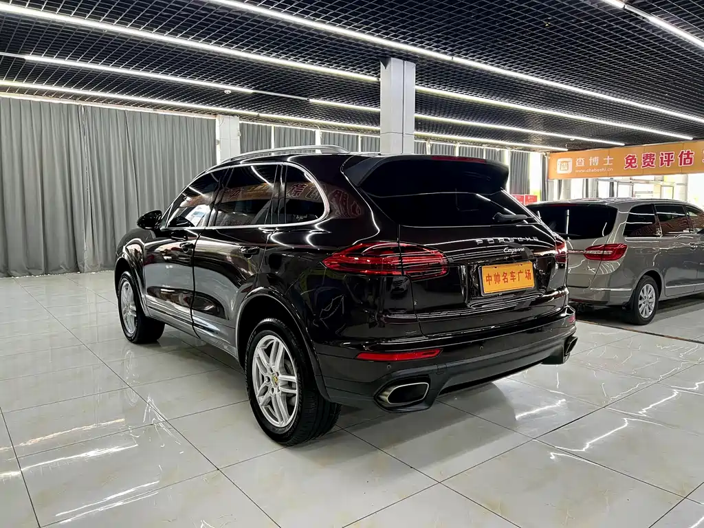 Porsche Cayenne 2017 — фото 4