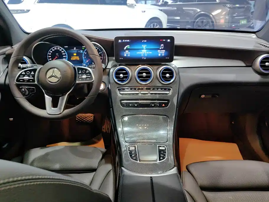 Mercedes-Benz GLC 2021 — фото 12