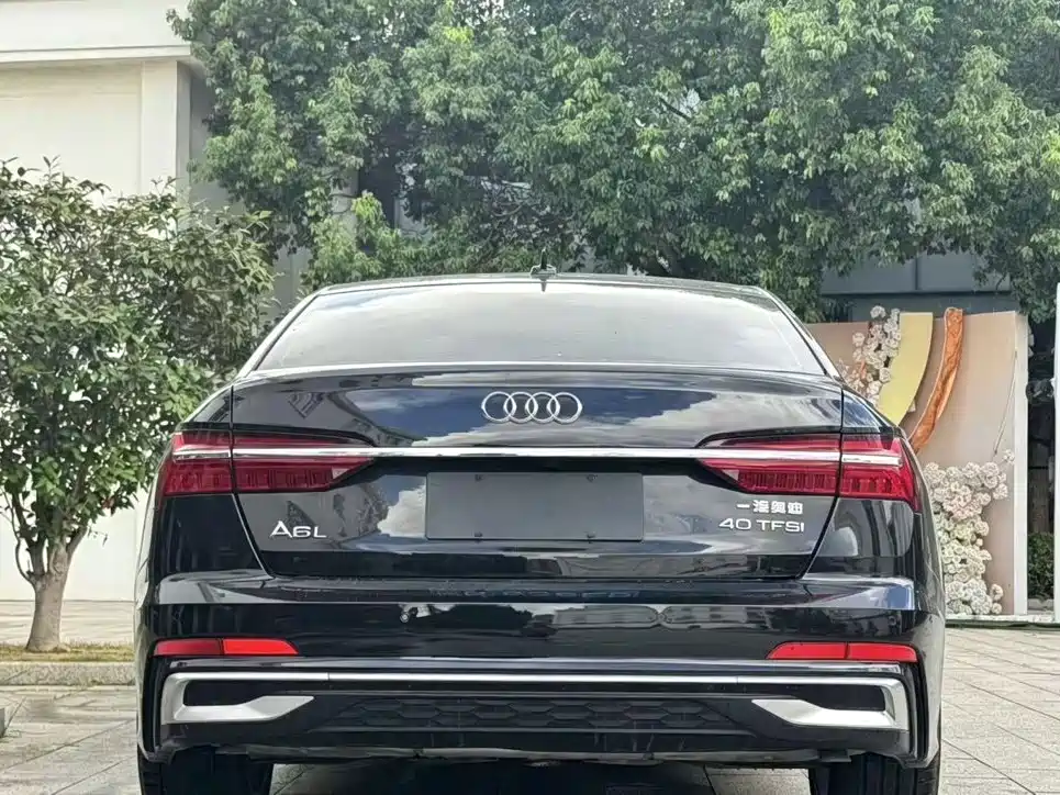 Audi A6L 2024 — фото 8