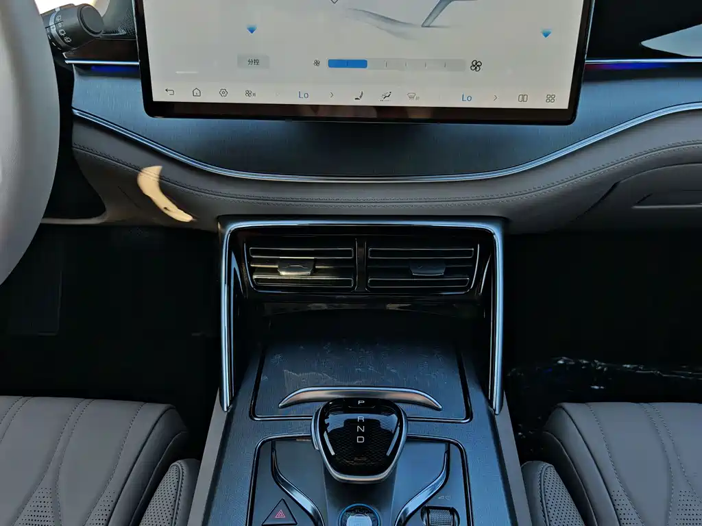BYD Tang New Energy 2025