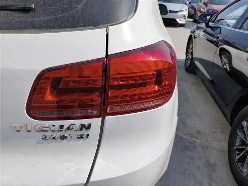 Volkswagen Tiguan 2018 — фото 24