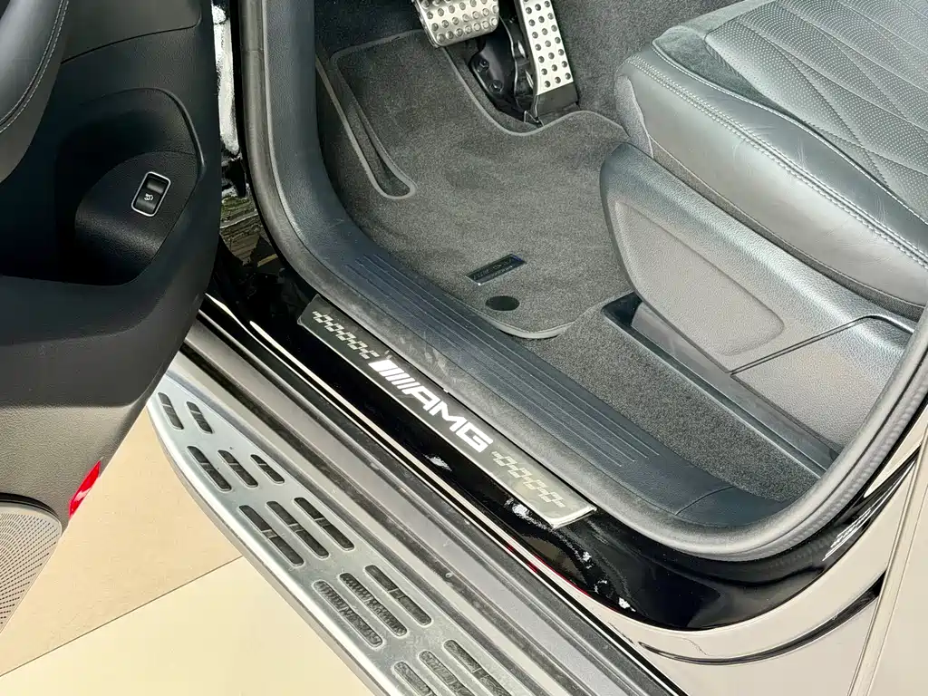 Mercedes-Benz GLS AMG 2026 — фото 13