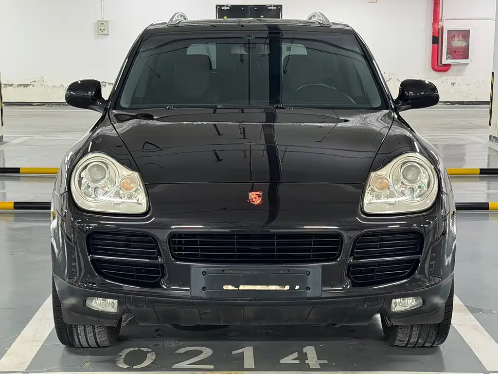 Porsche Cayenne 2005 — фото 2
