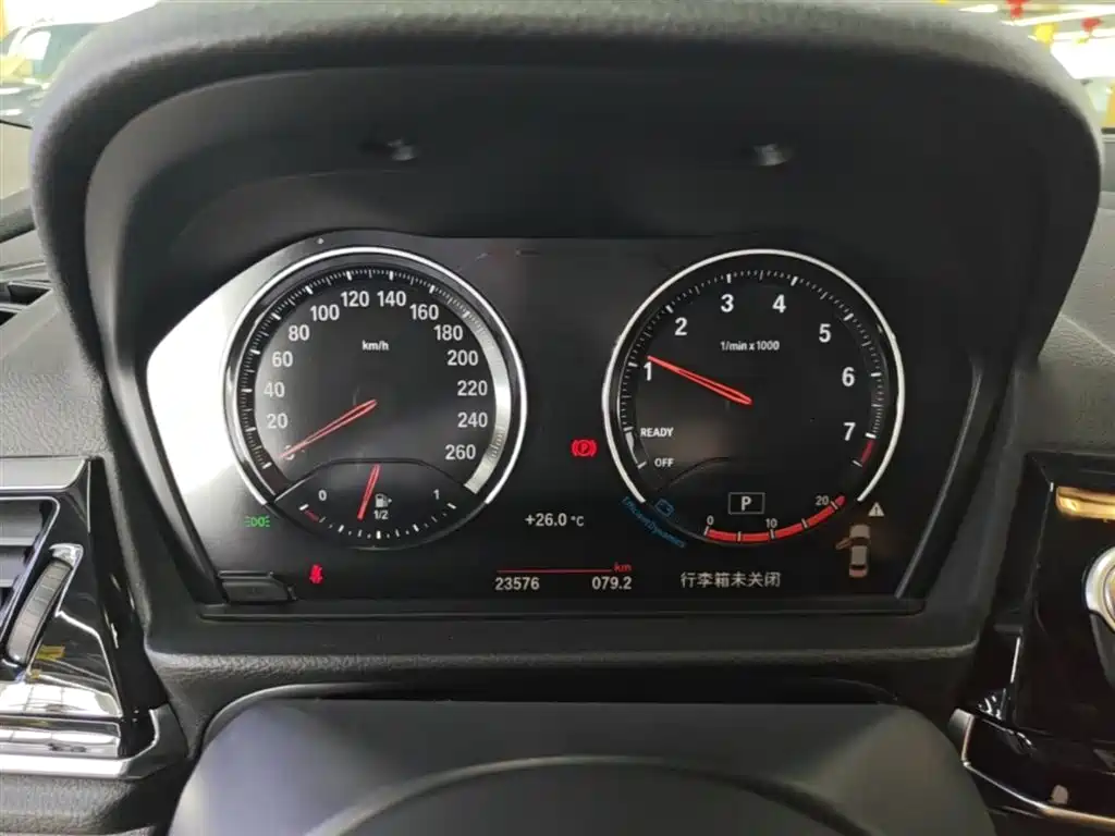 BMW 1 Series 2022 — фото 12