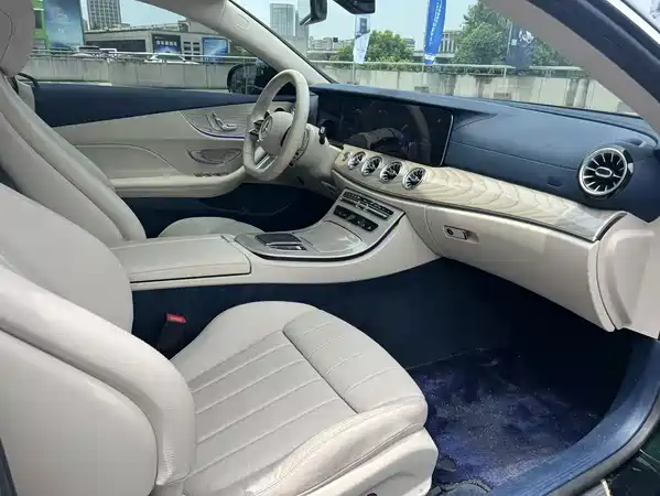 Mercedes-Benz E-Class 2023
